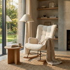 chaise-bascule-bratis-tissu-bouclette-blanc-coin-lecture-jardin-minimaliste-couverture-lampe