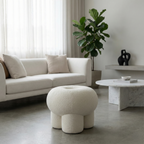 tabouret-spissatus-tissu-bouclette-blanc-salon-minimaliste-table-basse-canape-plante